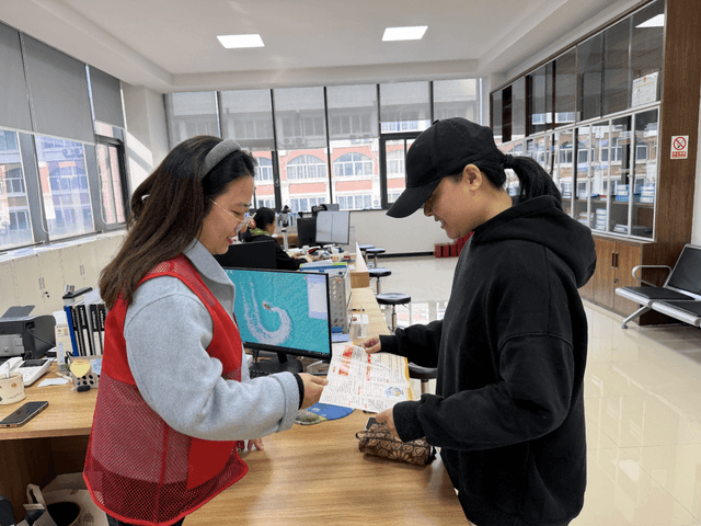 医保政策进社区，健康保障有“医”靠