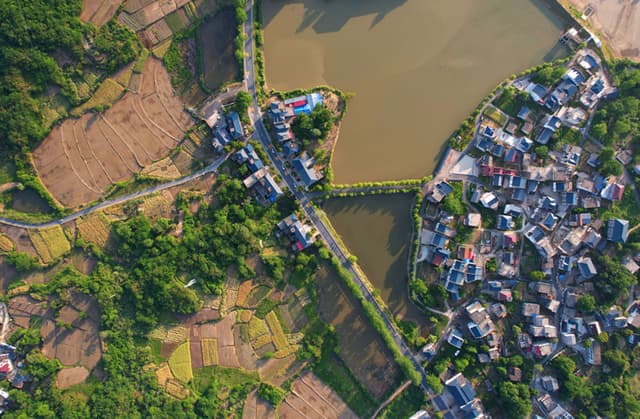 江西彭泽:新农村宛如图画