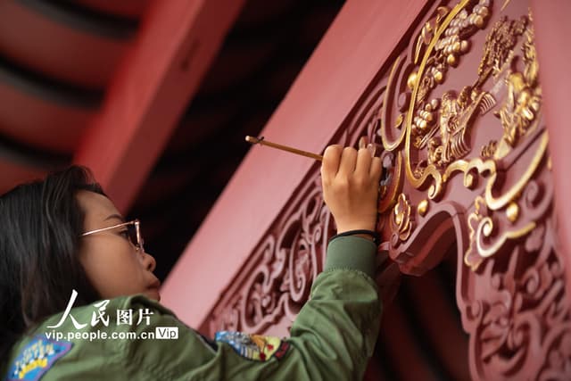 四川蓬安:“艺术”青年为千年古建筑“画”古今